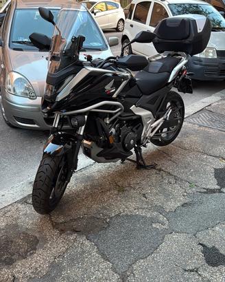 Honda NC 750X Giugno 2025 - Full Optional