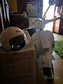 VESPA E CASCO