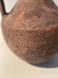 brocca “Olletta “ in impasto di argilla