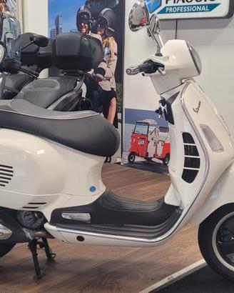 Vespa GTS 300 Super