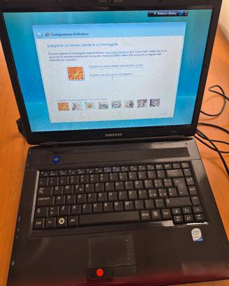 Laptop Samsung 4GB