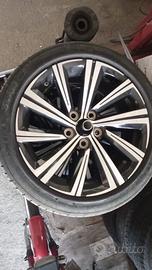 Pneumatici 225/45 r17 + 4 cerchi in lega da 17 (to
