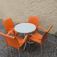 sedie e tavoli per dehor bar/gelateria 