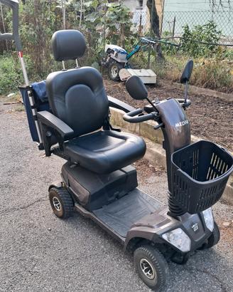 scooter  per anziani 