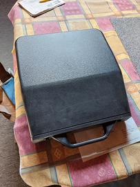 Macchina da scrivere Antares Compact 33