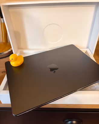MacBook Pro 14” M5 16GB 1TB Space Black NUOVO