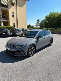 Volkswagen Golf 8 R-Line