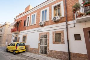 2 LOCALI A FOGGIA