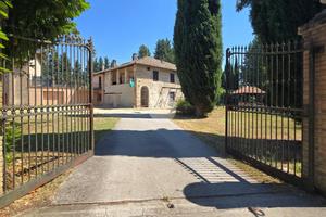 VILLA SINGOLA A SPOLETO