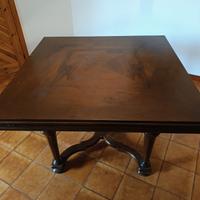 Tavolo quadrato/rotondo in noce Estensibile