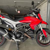 Ducati Hyperstrada 939