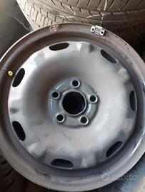 4 cerchi in ferro smontati 5x14 5 fori VW per polo