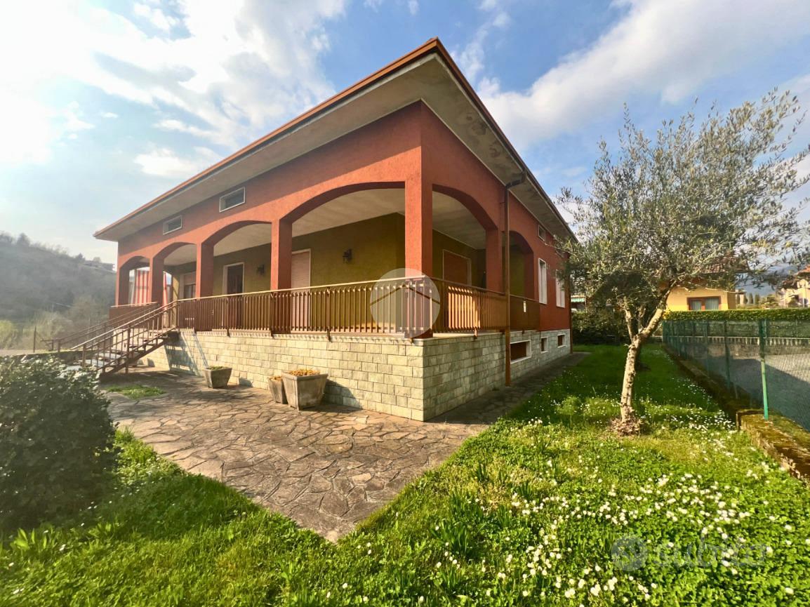 VILLA SINGOLA A CREDARO - Vista 3