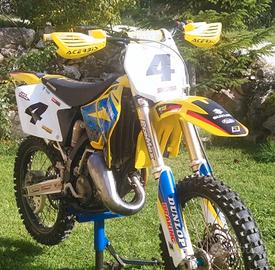 Suzuki rm125 2006 