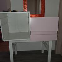 Scrivania e cassettiera ikea