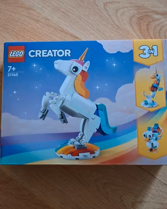 LEGO creator 3 in 1 31140 unicorno magico
