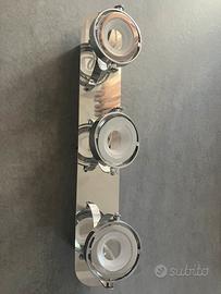 Faretti Xena di Inspire a 3 moduli orientabili