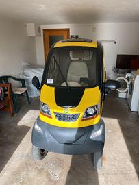 AUTO ELETTRICA SENZA PATENTE PER ANZIANI