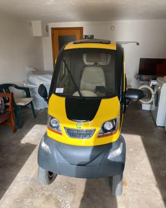 AUTO ELETTRICA SENZA PATENTE PER ANZIANI