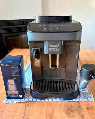 macchina caffè De'Longhi Magnifica Evo 