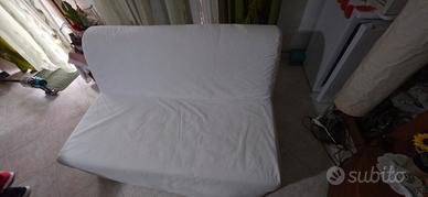 Divano letto con doghe in legno 