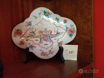 piatto cinese, con supporto in legno