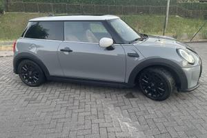 Mini cooper 3 porte aut. Full optional