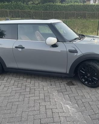 Mini cooper 3 porte aut. Full optional