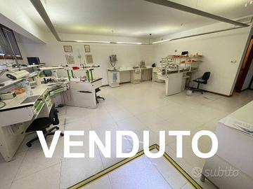 Immobile di 90 m² con 2 locali a Canegrate