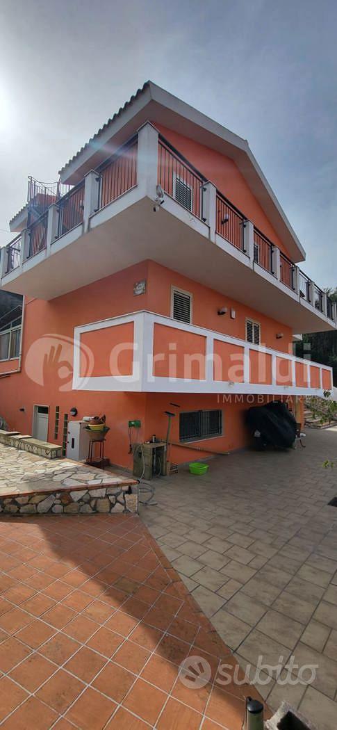House in Venetico - Vista 2
