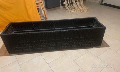 Vascone/fioriera in polyrattan nero