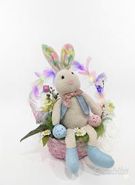 Centro tavola pasquale artigianale con coniglio