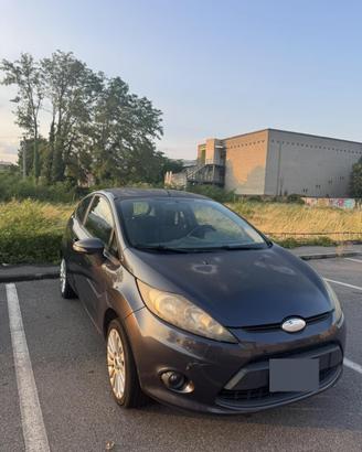 Ford fiesta 1.4 GPL