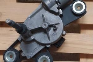 Motorino tergilunotto posteriore Ford Fiesta 2012