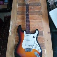 Chitarra elettrica di tipo Stratocaster Tenson