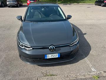 Volkswagen Golf 8