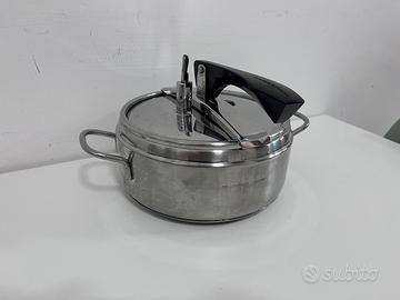 Pentola a pressione Lagostina