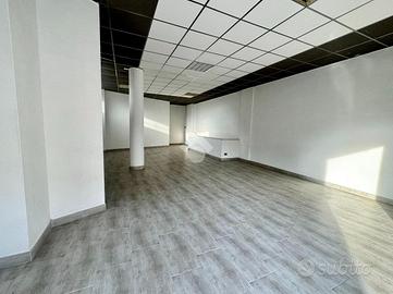 NEGOZIO A FONTE NUOVA