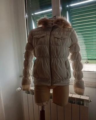 Piumino donna bianco con cappuccio in pelliccia 🤍