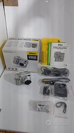 Nikon Coolpix 4300 Vintage KIT COMPLETO Boxato