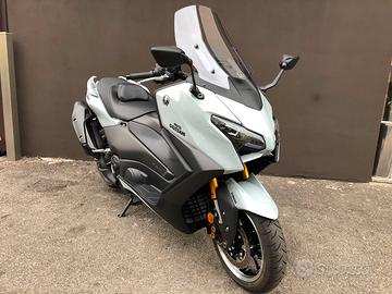 Yamaha TMAX 560 Tech Max