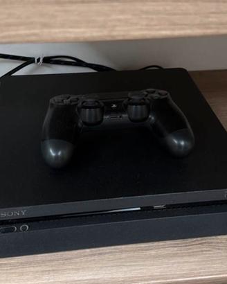 Ps4  con soli 20 ore di gioco