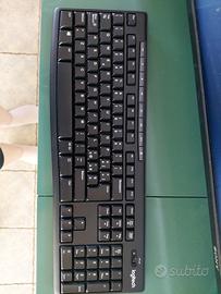 tastiera e mouse wirless 