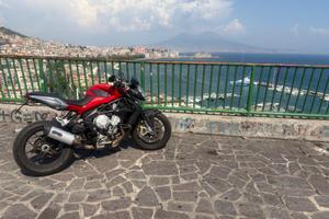 Mv Agusta Brutale 675 + acc