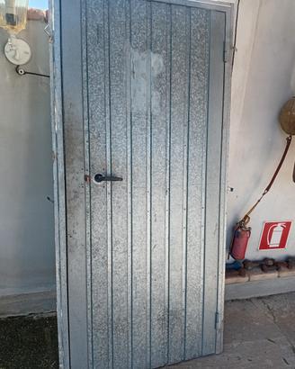 porta in lamiera