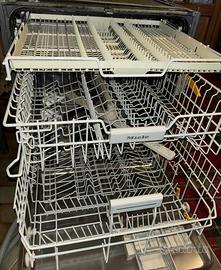 Lavastoviglie 12/14 coperti - Miele