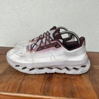 Scarpe ON taglia 40.5