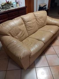 Divano pelle