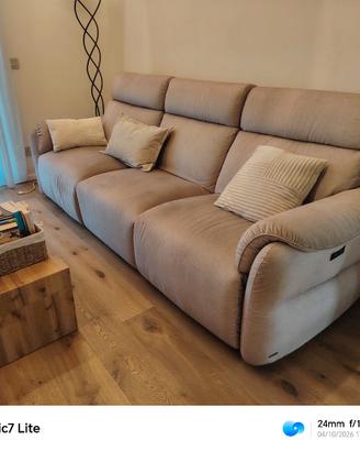 Divano marca Divani&Divani By Natuzzi.