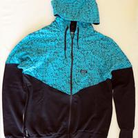 Felpa con cappuccio e zip.